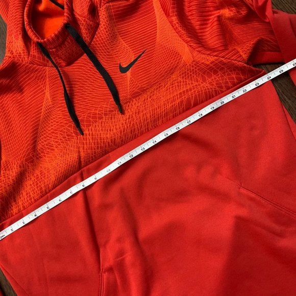 Nike Therma Hoodie Red Block (L) - Picture 8 of 9